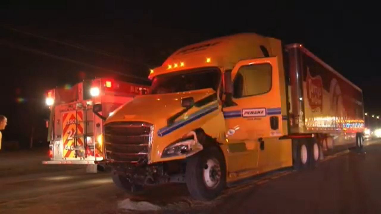 Deputy 2 Teens Injured in Crash in Batavia